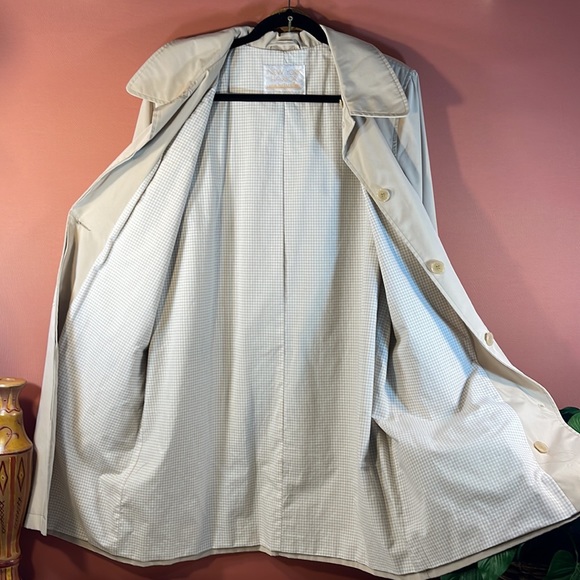 BEIGE NEW YORK HARBOR TRENCH COAT - Picture 5 of 8